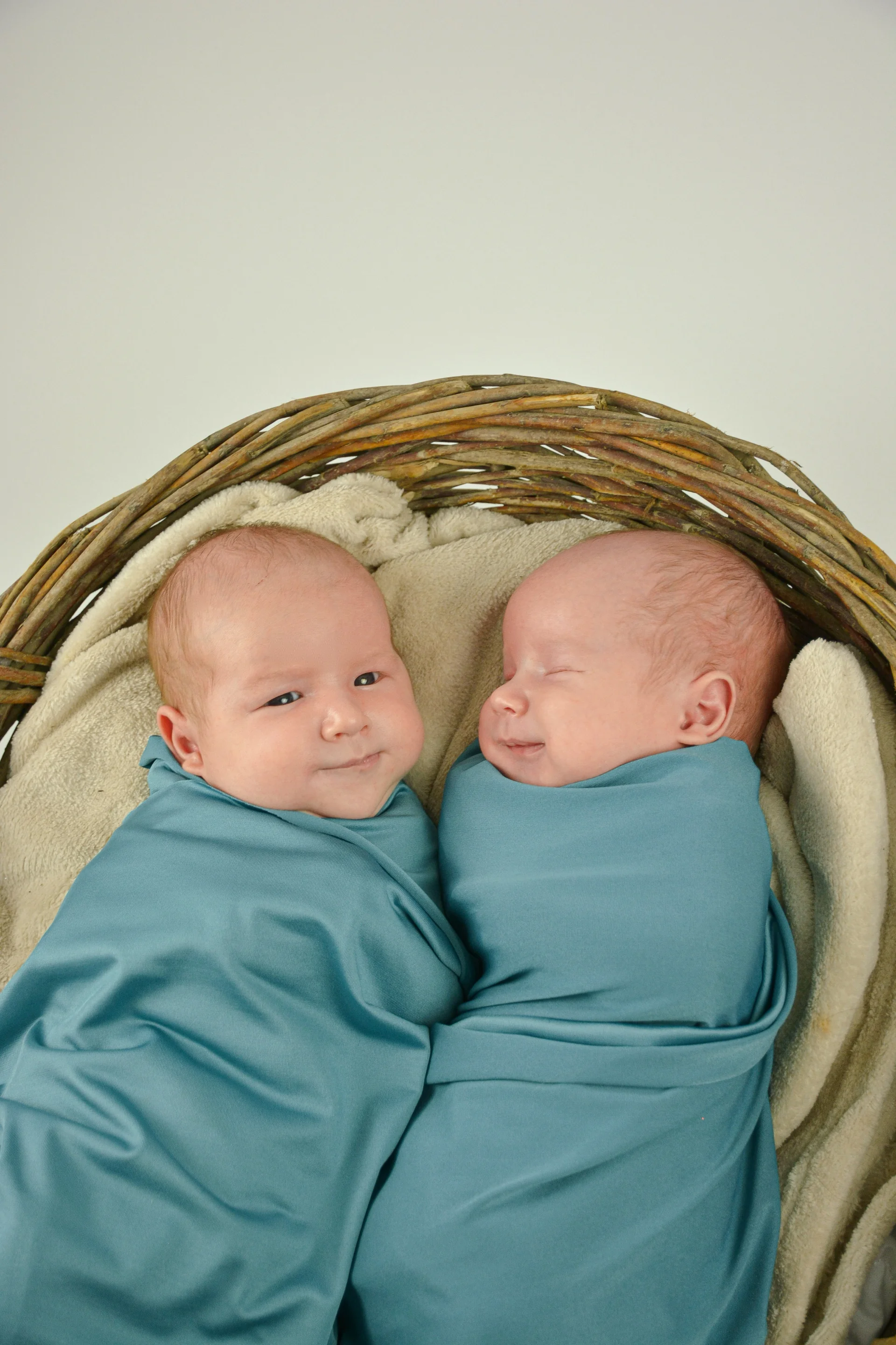 Newborn sesija - prstići, kapica i beskonačna ljubav