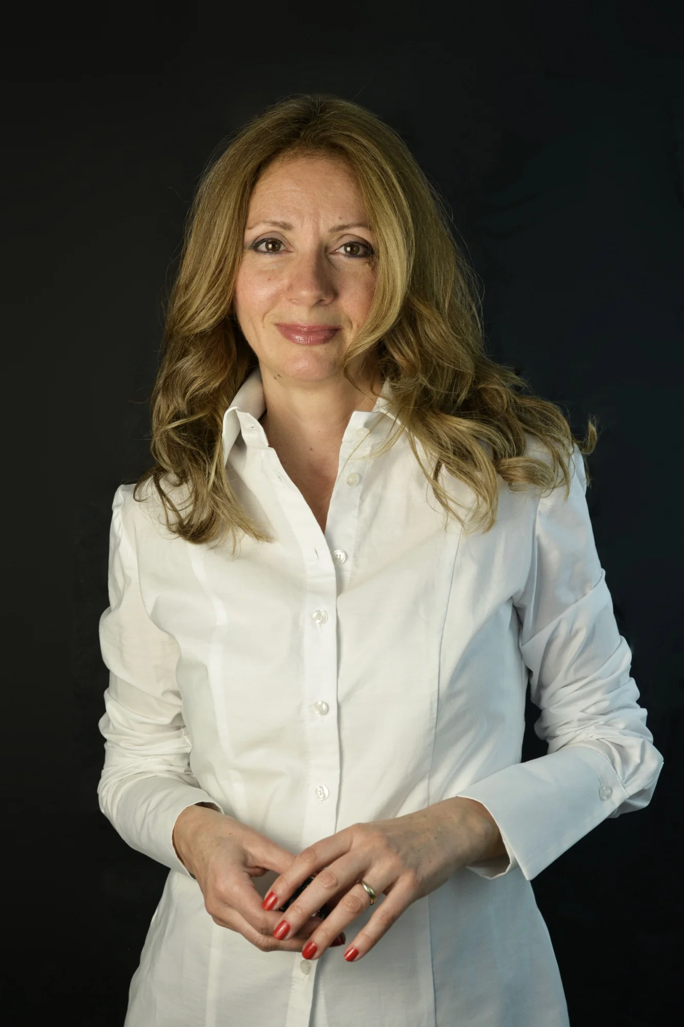 Profesionalni biznis portret - žena u kancelariji, Angelic Photo Pančevo