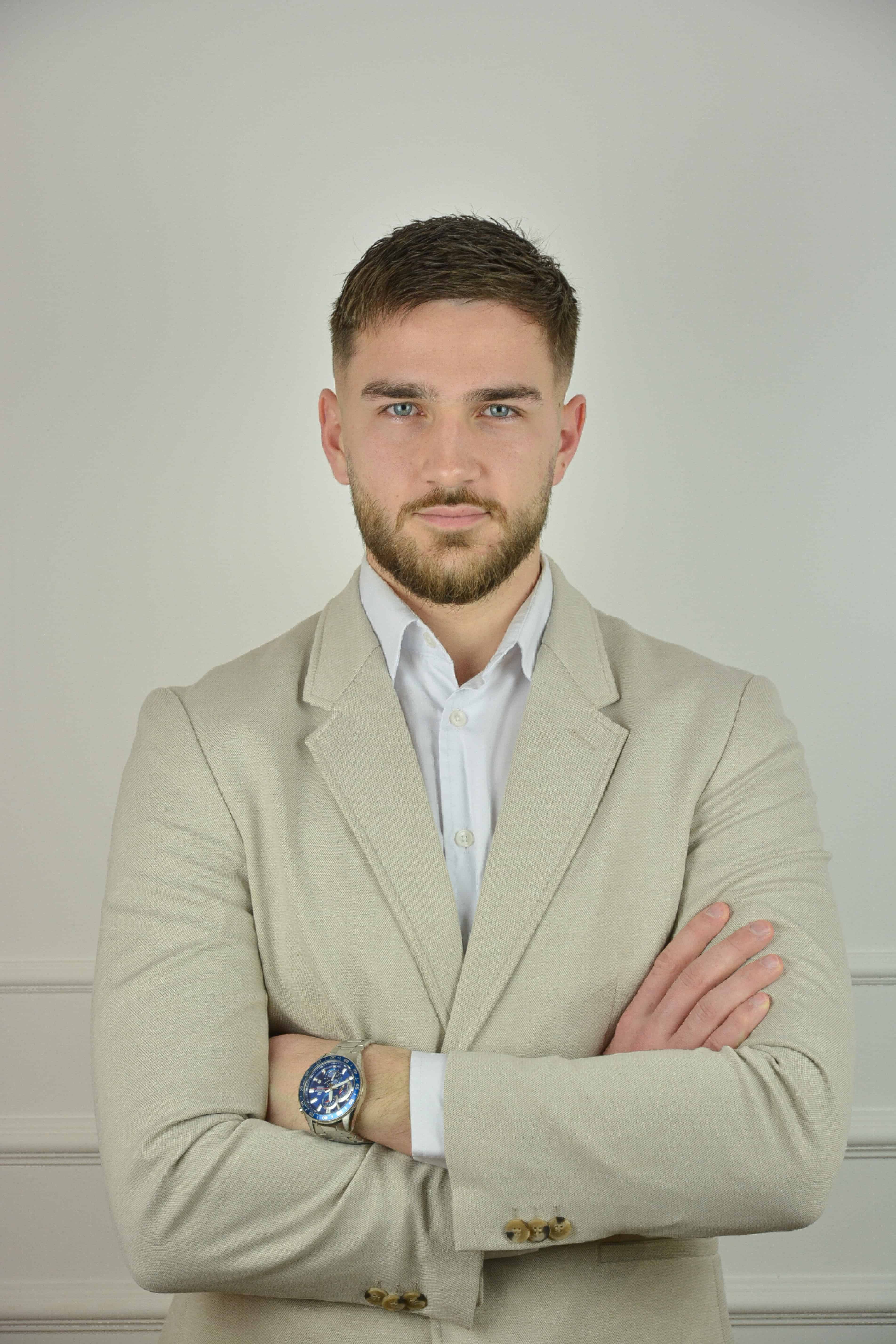 Korporativni portret - profesionalna fotografija za sajt firme