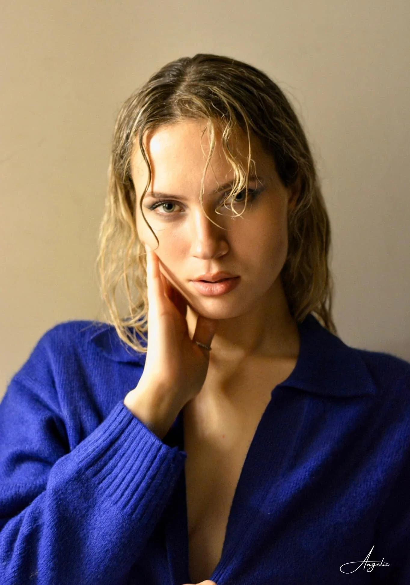 Modeling fotografisanje u studiju - profesionalni portfolio