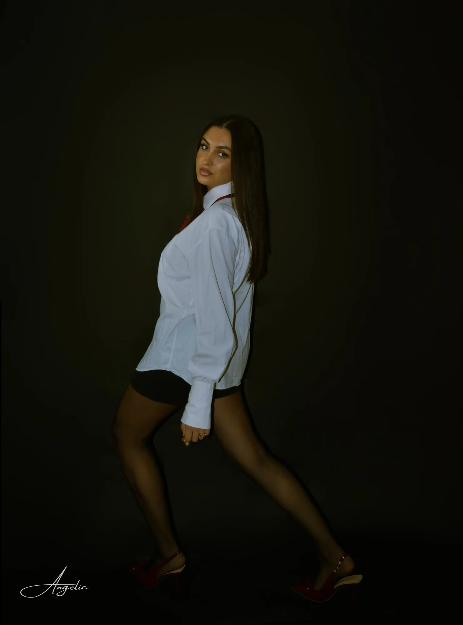 Kreativna modeling fotografija - umetnička sesija