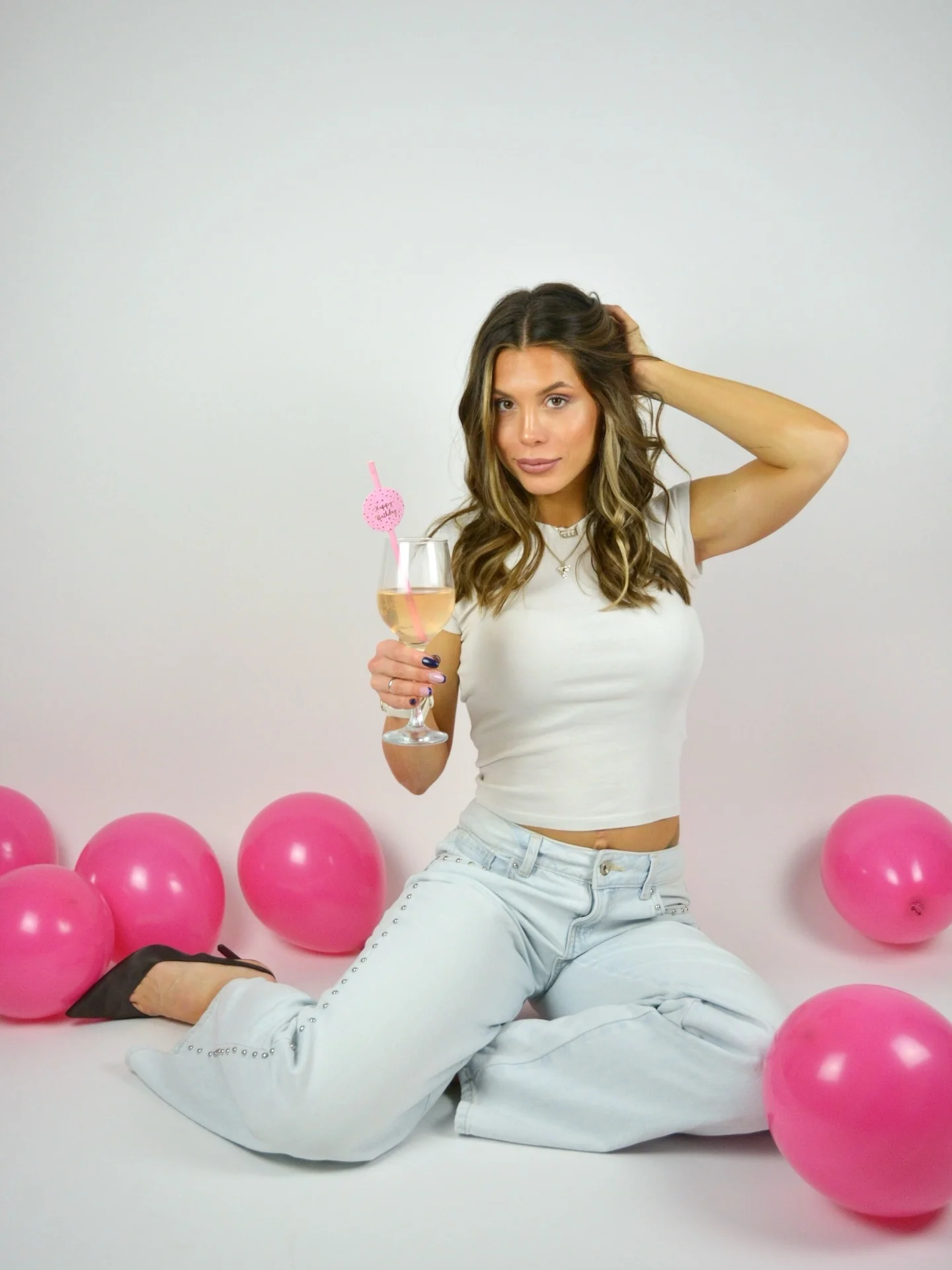 Dečija igra na rođendanu - spontane fotografije sreće i smeha