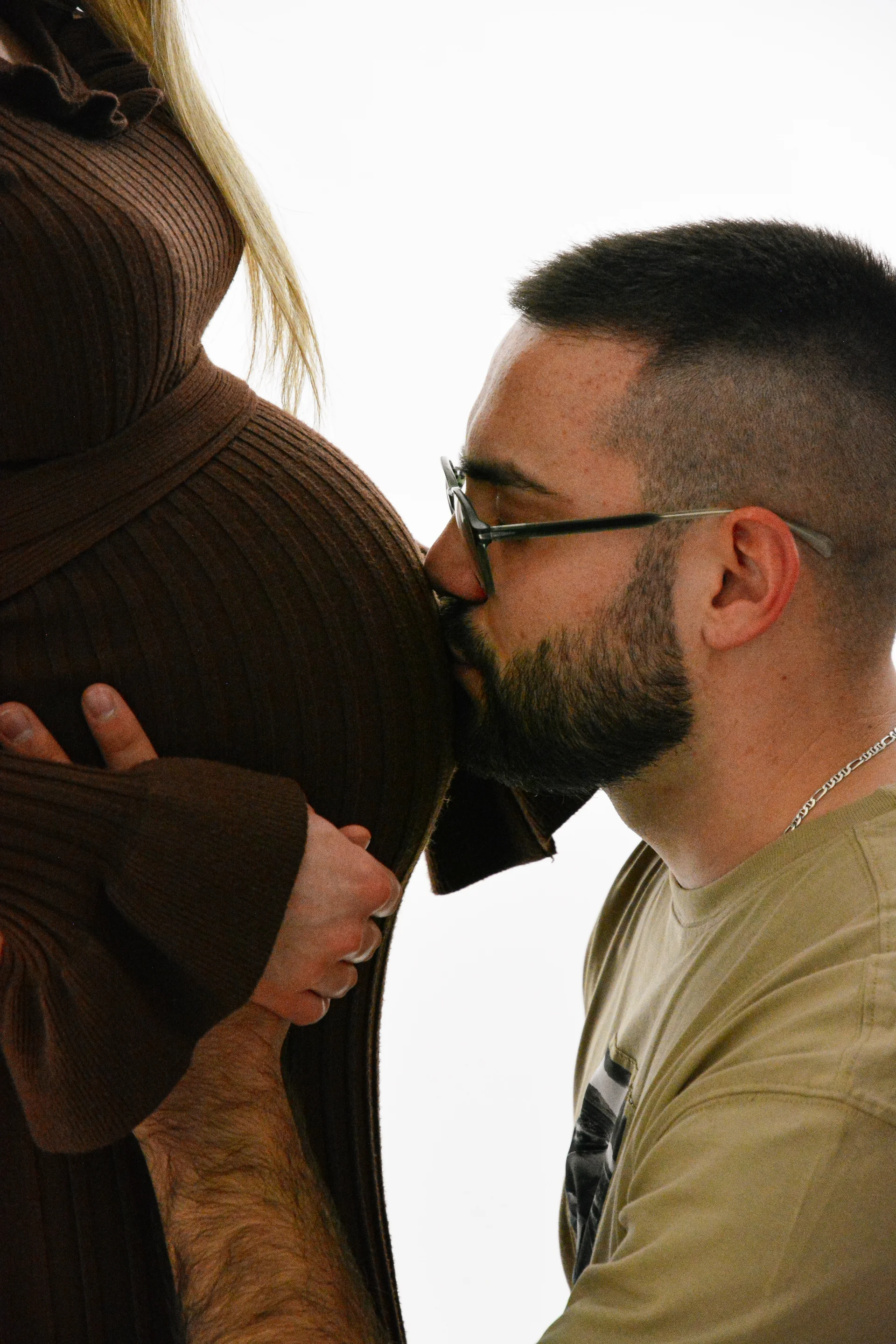 Trudnička fotografija - srećna mama koja čeka dolazak bebe