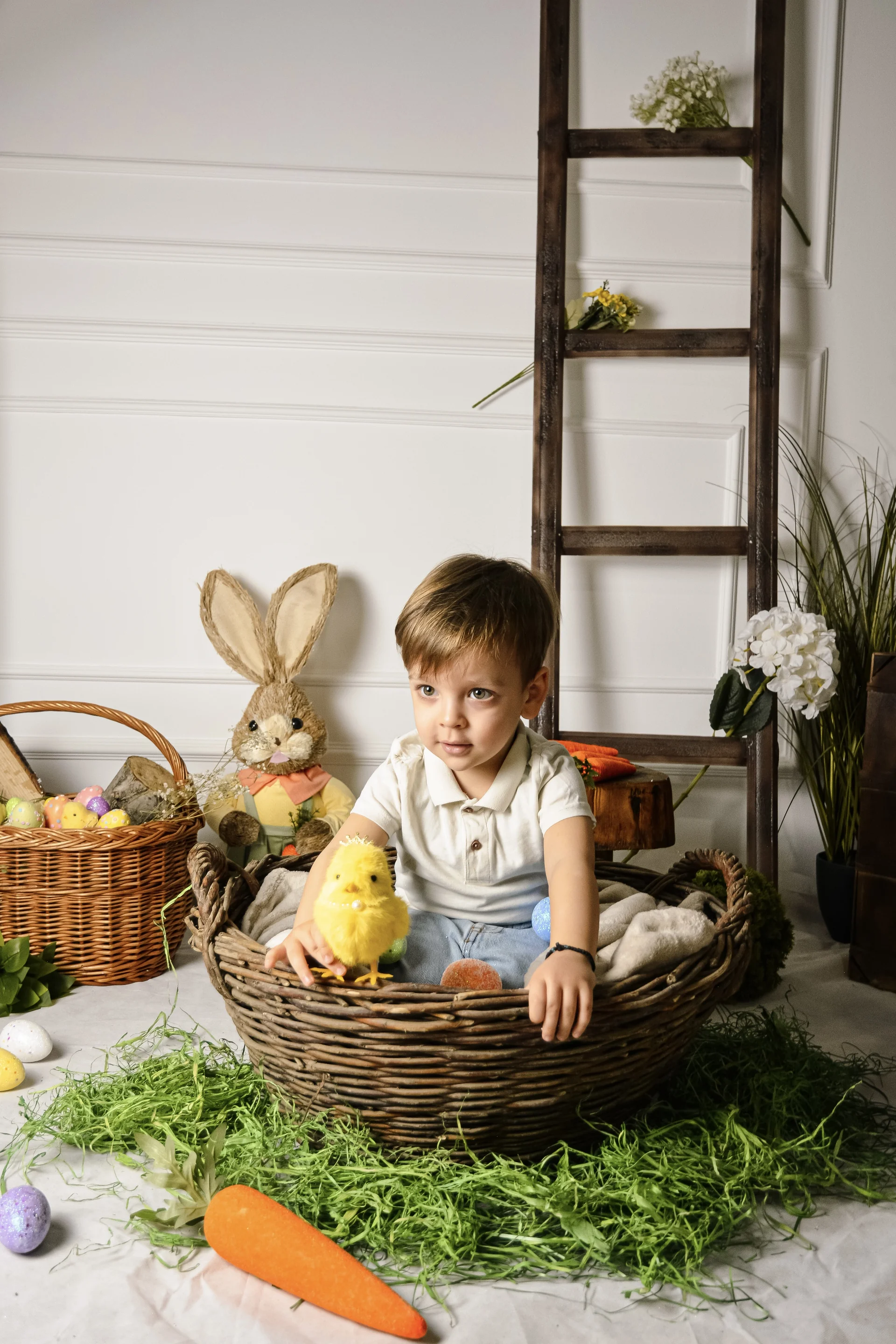 Uskršnje fotografisanje dece u studiju Pančevo