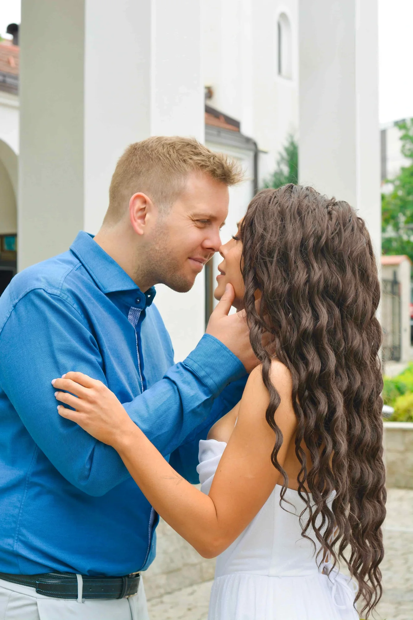 Prewedding sesija - romantična fotografija para