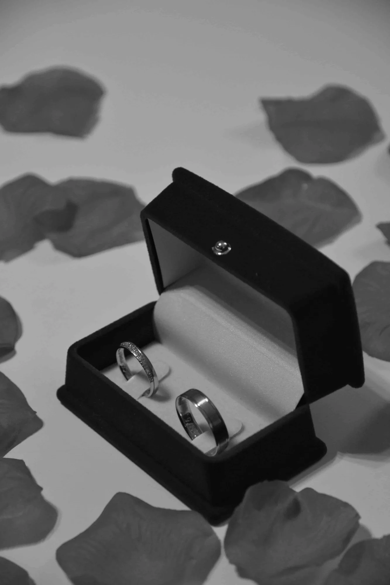 Prewedding sesija - romantična fotografija para